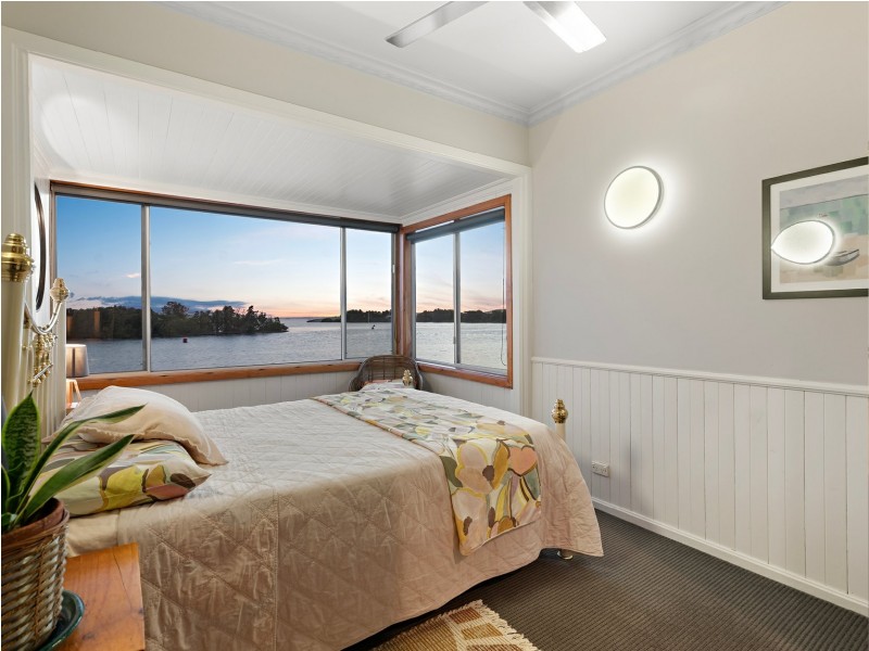 176 Marks Point Road, Marks Point NSW 2280