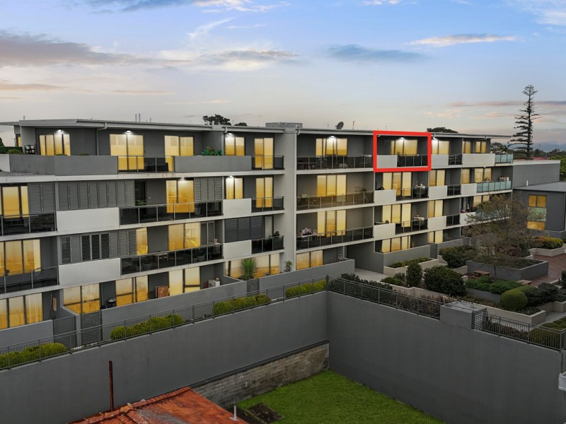 405/11 Ernest Street, Belmont NSW 2280