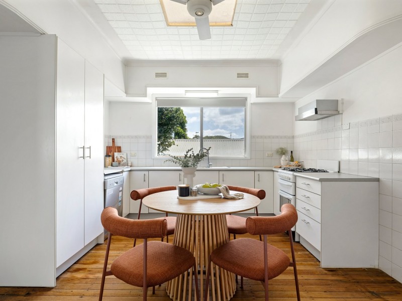 10 Lewers Street, Belmont NSW 2280