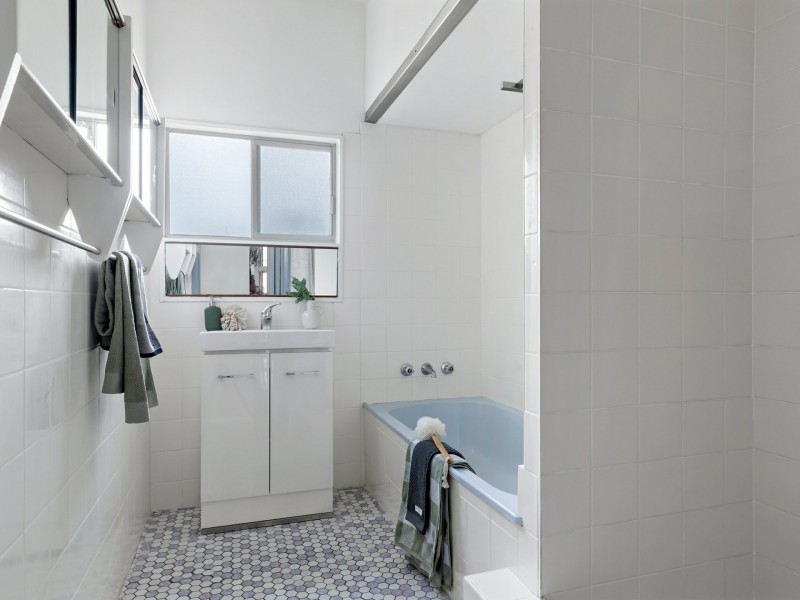 10 Lewers Street, Belmont NSW 2280