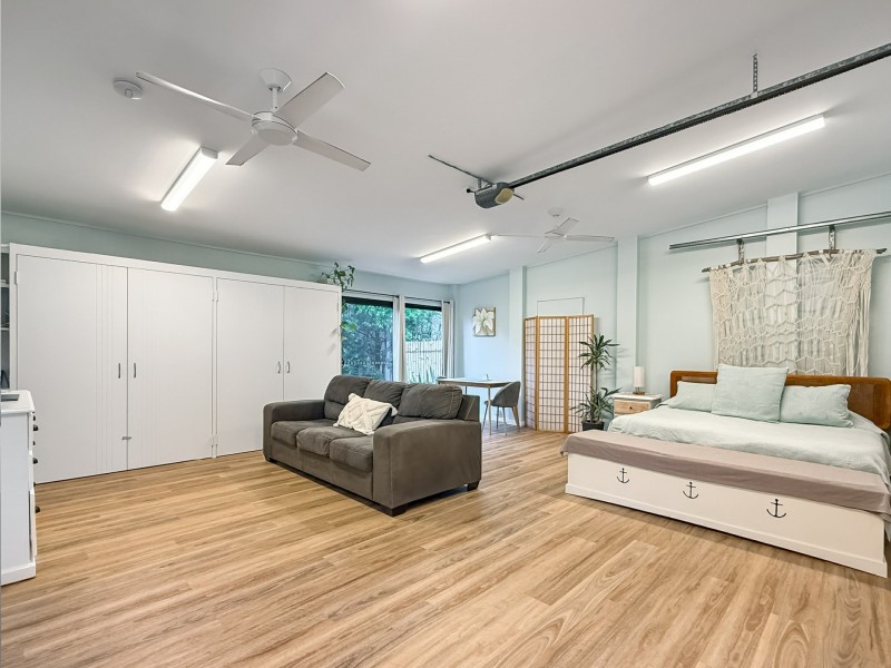 2a Harlow Street, Marks Point NSW 2280
