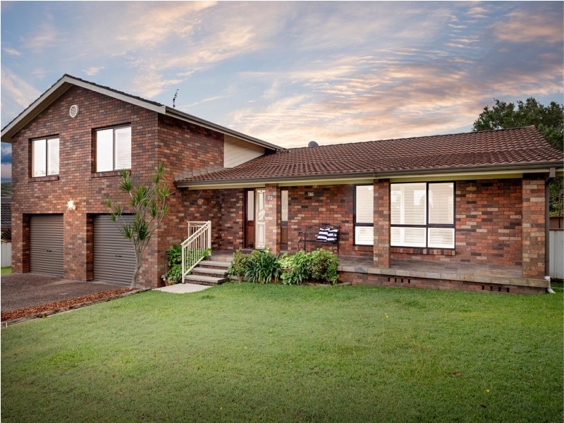 22 Spinnaker Ridge Way, Belmont NSW 2280