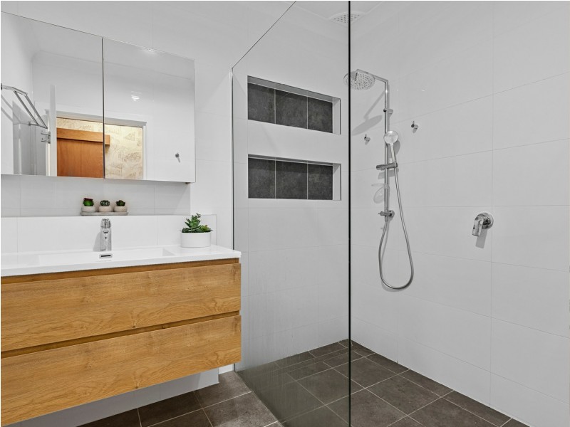 7 Caliente Crescent, Macquarie Hills NSW 2285