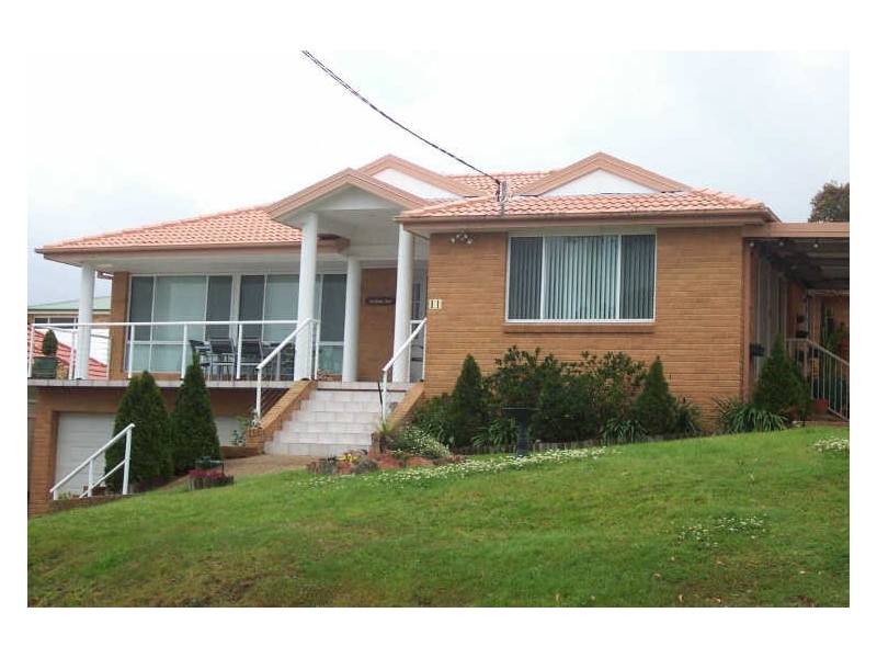 11 Daniel Street, Belmont NSW 2280