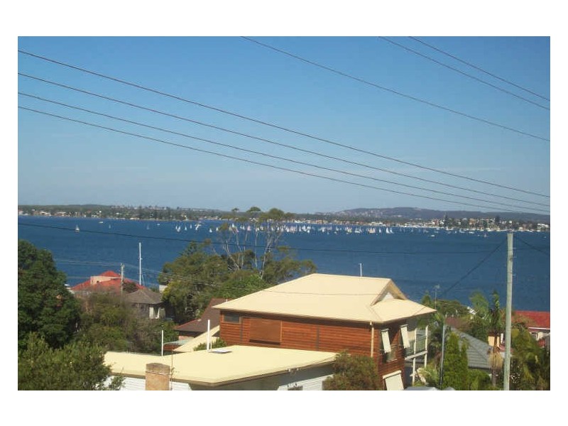 11 Daniel Street, Belmont NSW 2280