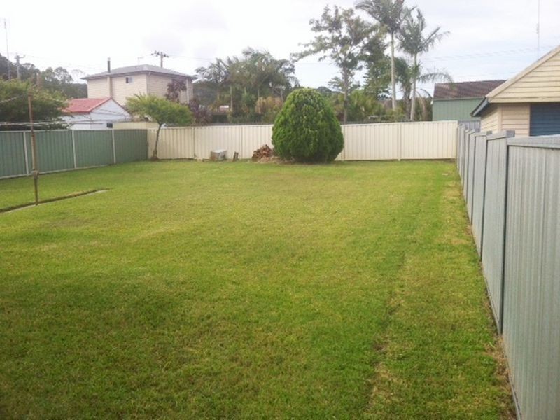 2 Margaret Street, Belmont North NSW 2280