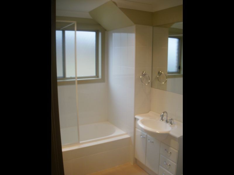 4/28 Calverton Crescent, Belmont North NSW 2280