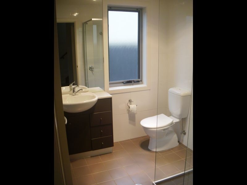 1/2 Gardner Street, Dudley NSW 2290