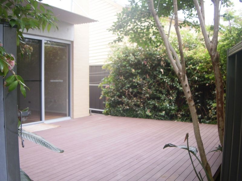 1/2 Gardner Street, Dudley NSW 2290