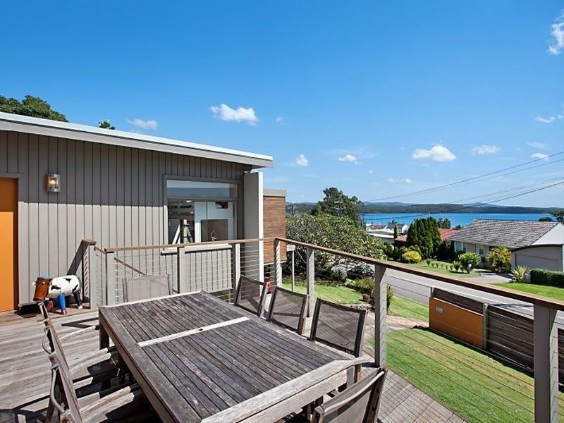 144 Andrew Road, Valentine NSW 2280