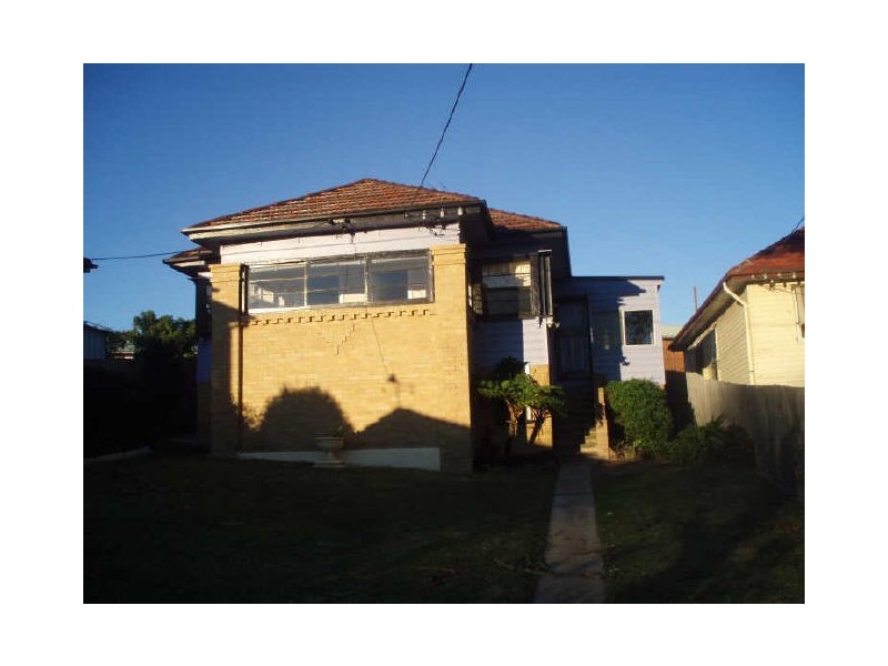 38 Vista Parade, Belmont NSW 2280