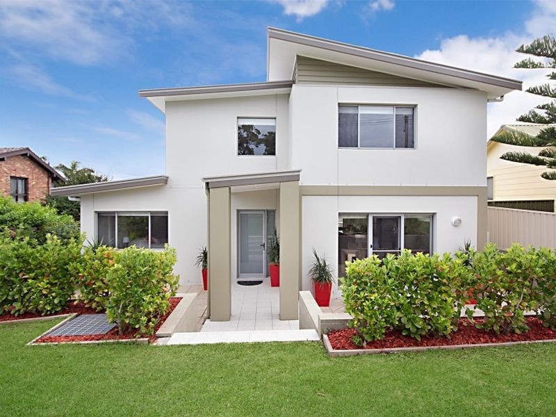 43 Lurnea Crescent, Valentine NSW 2280