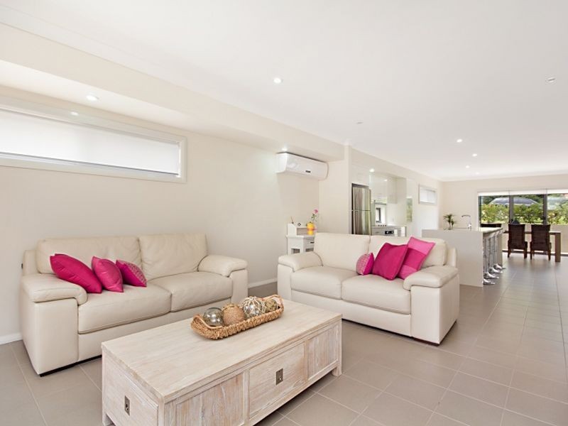 43 Lurnea Crescent, Valentine NSW 2280