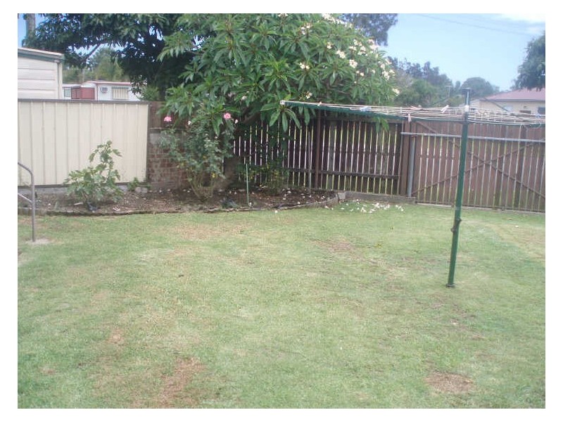 11 Turner Street, Belmont NSW 2280