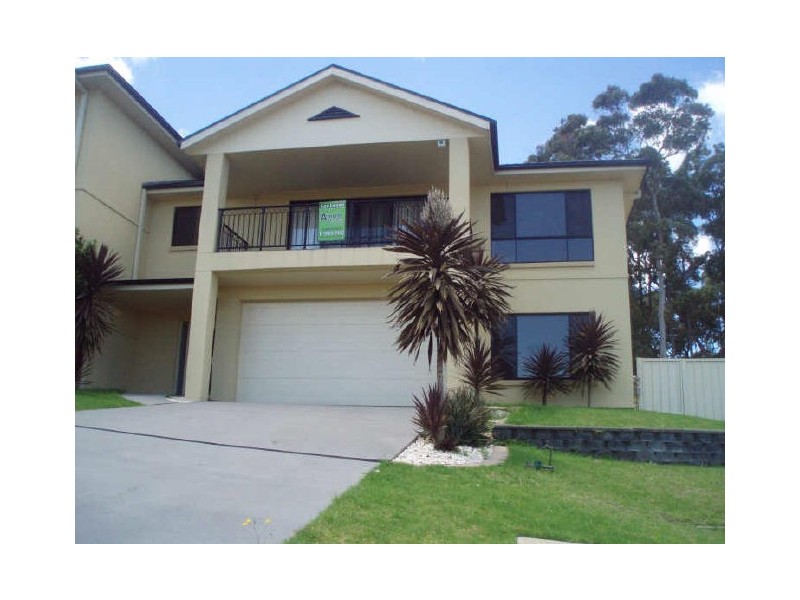 1 Kerrigan Close, Eleebana NSW 2282
