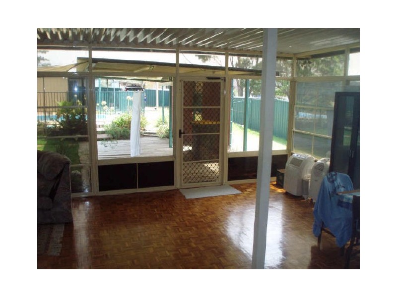 17 Lake Street, Windale NSW 2306