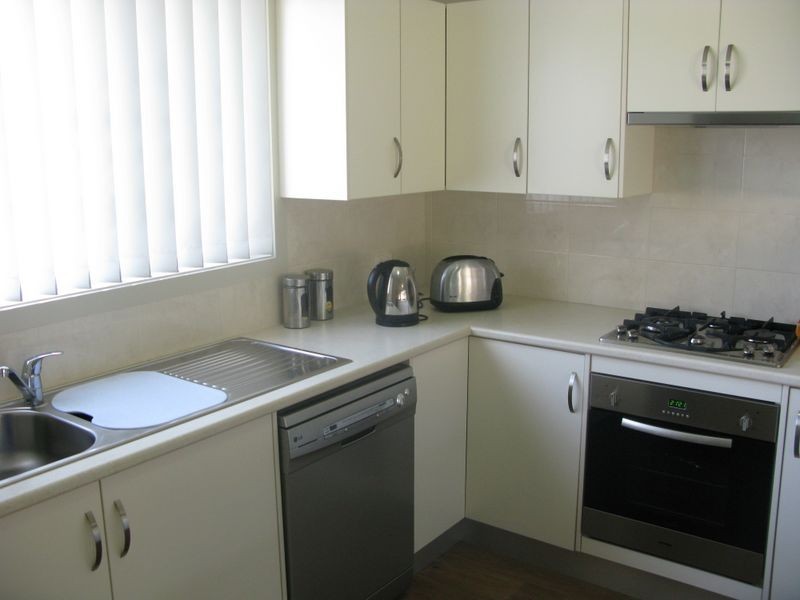 2 Dianella Street, Floraville NSW 2280