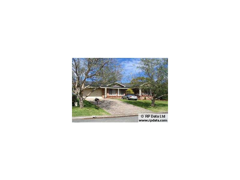 18 Trafalgar Crescent, Valentine NSW 2280