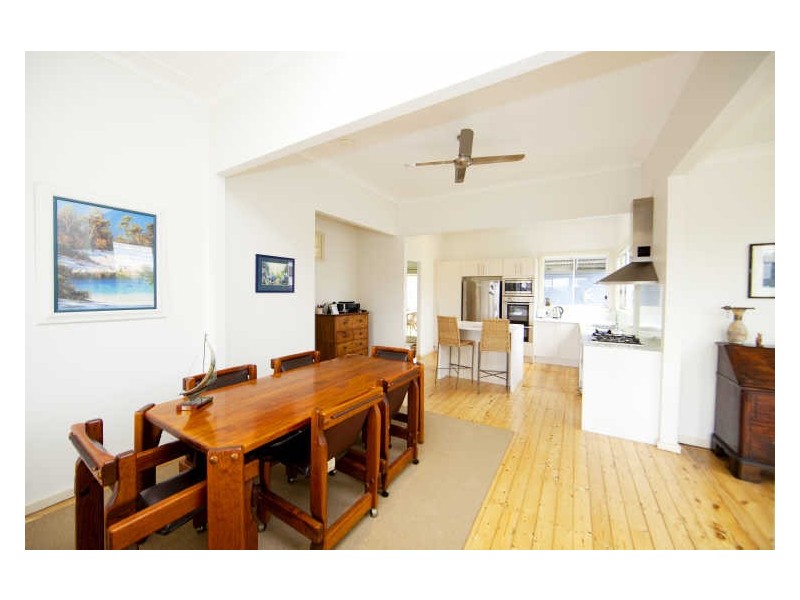 26 High Street, Belmont NSW 2280