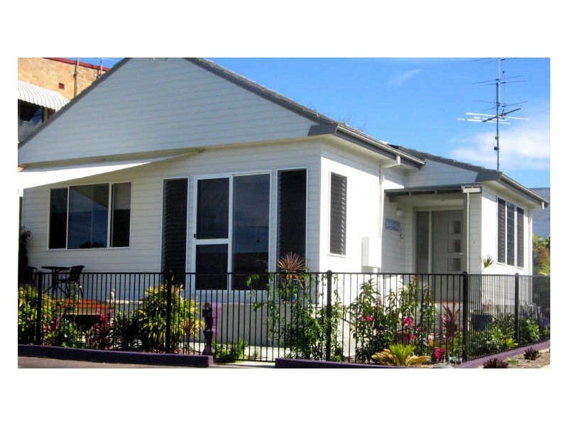 26 High Street, Belmont NSW 2280