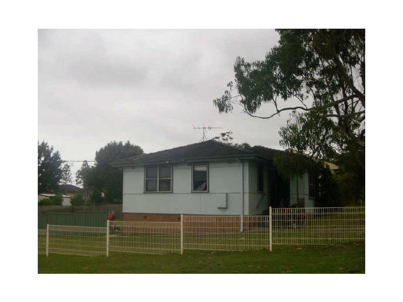 28 Lake Street, Windale NSW 2306