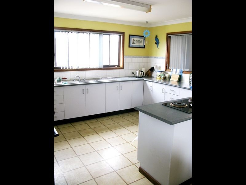 57 Park Avenue, Caves Beach NSW 2281