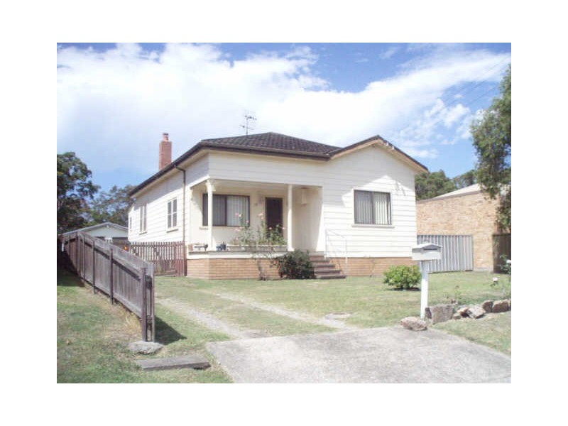 15 Harrison Street, Belmont North NSW 2280