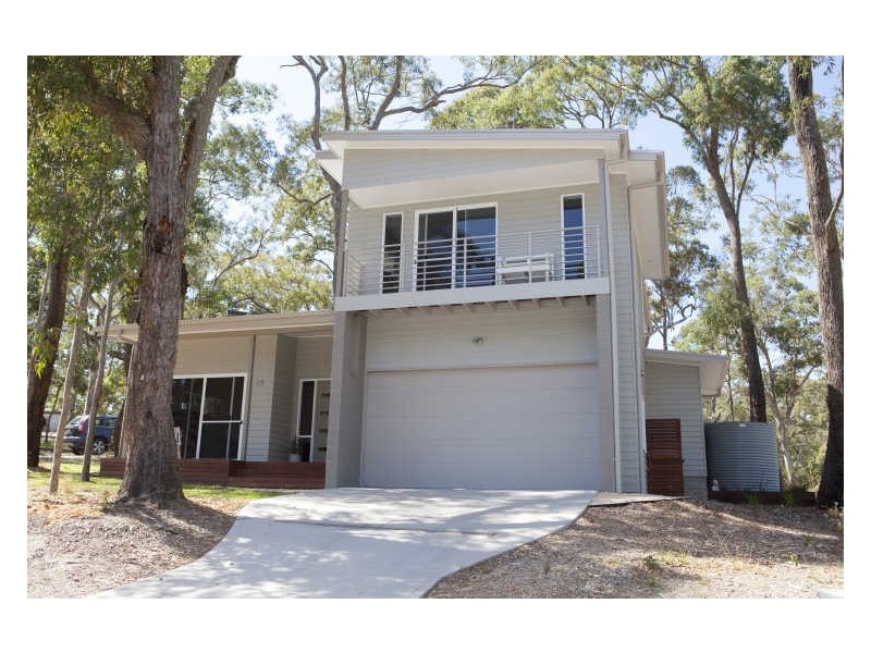 21 Grey Gum Trail, Murrays Beach NSW 2281