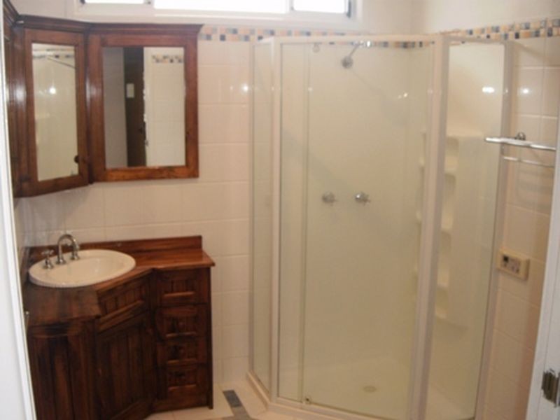1 Ellen St, Belmont South NSW 2280