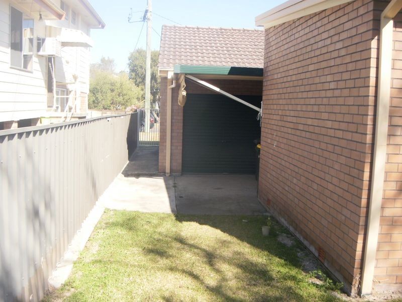 5 Shaw St, Croudace Bay NSW 2280