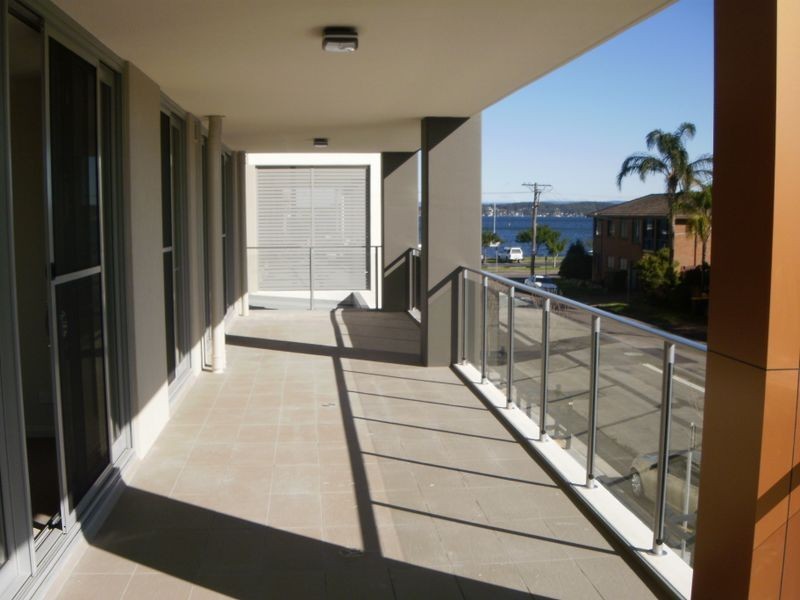 207/1 Sharp St, Belmont NSW 2280