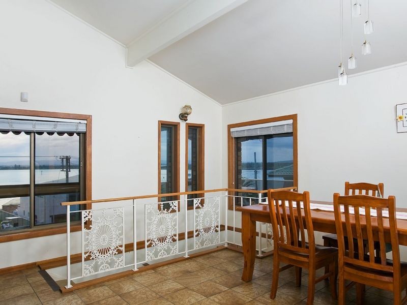 7 Lambton Pde, Swansea Heads NSW 2281