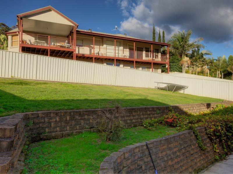 9 Ridgewood Crescent, Eleebana NSW 2282