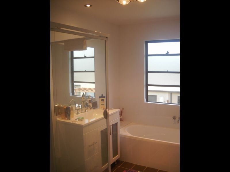 33/348 Pacific Highway, Belmont North NSW 2280