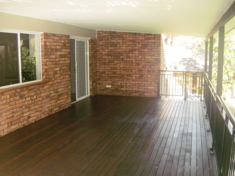 25 Kenton Crescent, Valentine NSW 2280