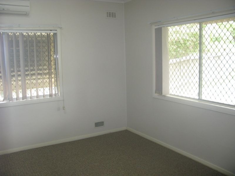 11 Lewers Street, Belmont NSW 2280