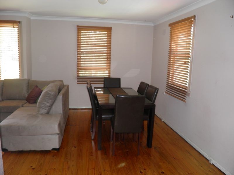 15 Carbeen St, Gateshead NSW 2290