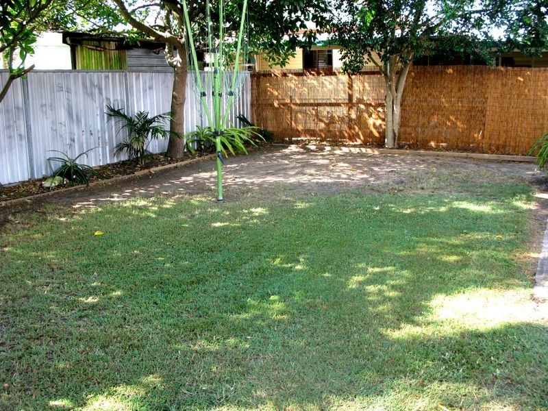 4A Robert St, Belmont South NSW 2280