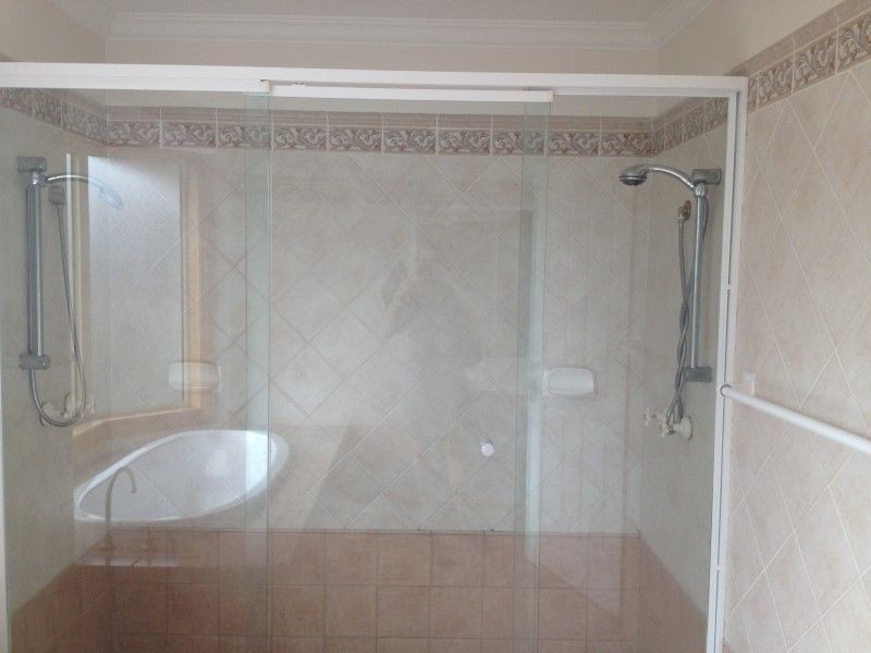 33 Camberwarra Drive, Floraville NSW 2280