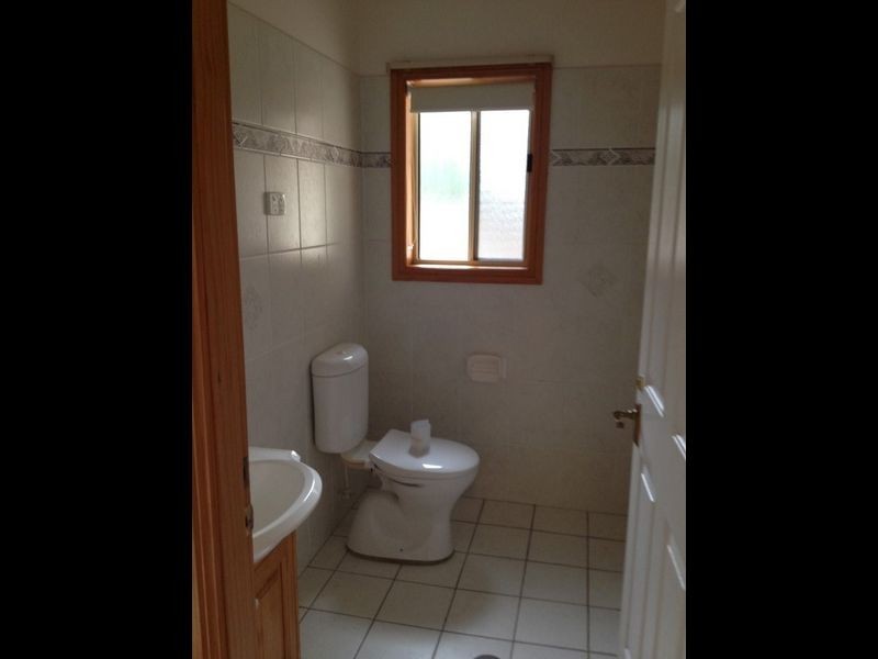 33 Camberwarra Drive, Floraville NSW 2280