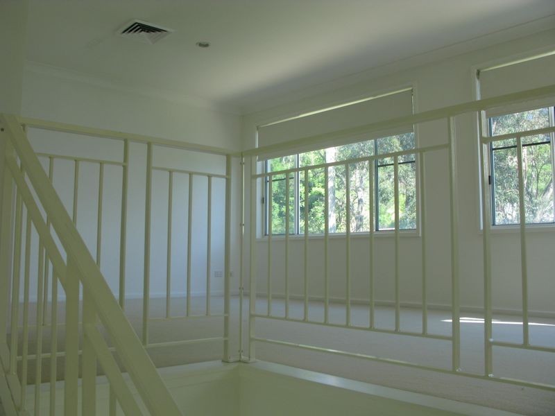 2/24 Bareki Rd, Eleebana NSW 2282