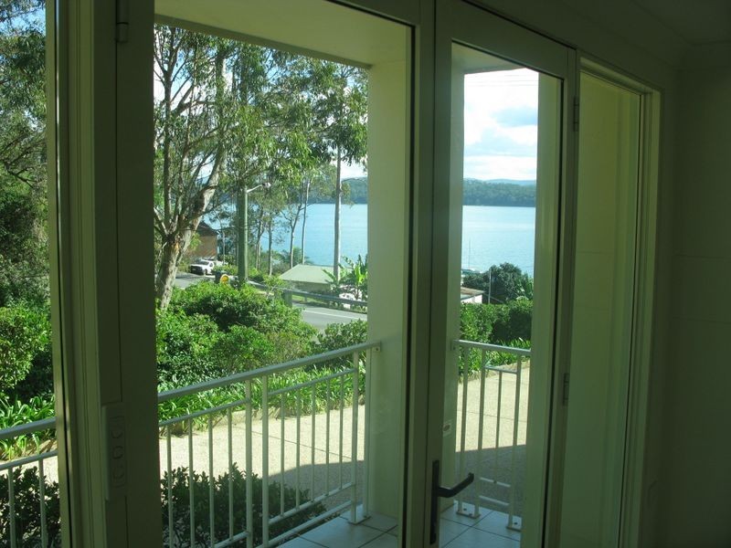 2/24 Bareki Rd, Eleebana NSW 2282