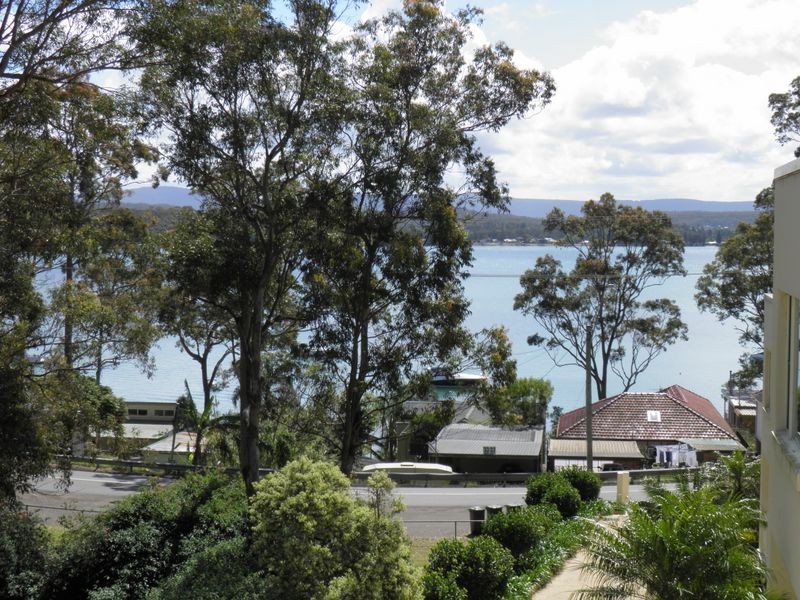 4/24 Bareki Rd, Eleebana NSW 2282