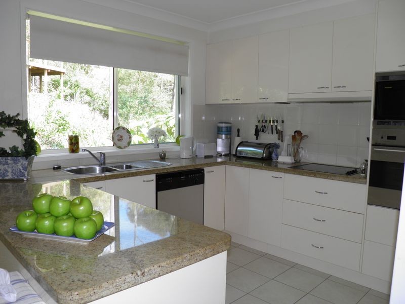 4/24 Bareki Rd, Eleebana NSW 2282