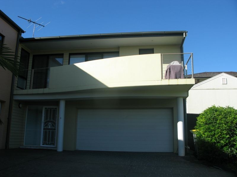 4/614 Macquarie Drive, Eleebana NSW 2282