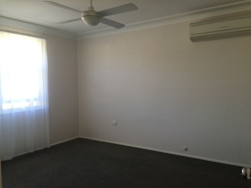 23 Regal Way, Valentine NSW 2280