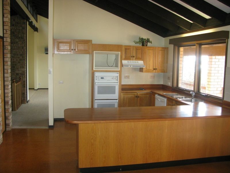 15 Scenic Dve, Caves Beach NSW 2281