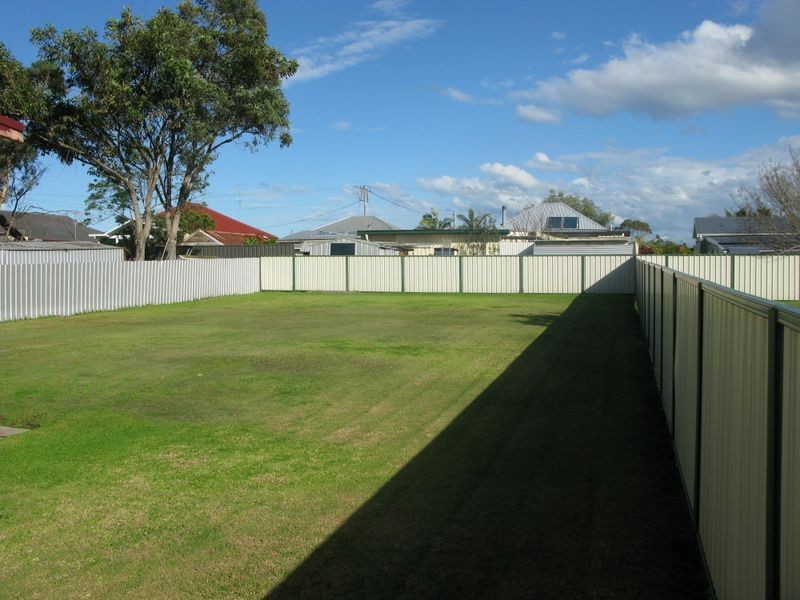 22 Redrose Avenue, Belmont NSW 2280