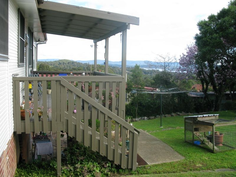 7 Regent St, Tingira Heights NSW 2290