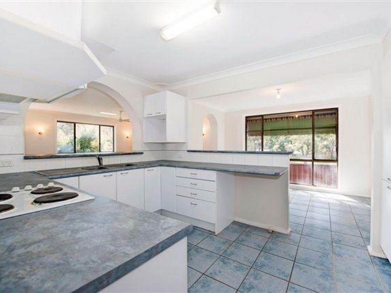 45 Pacific St, Caves Beach NSW 2281